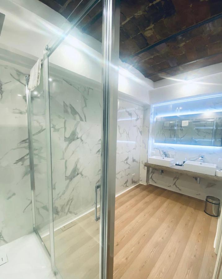 Miluar Luxury B&B - Vanvitelli Naples Exterior photo