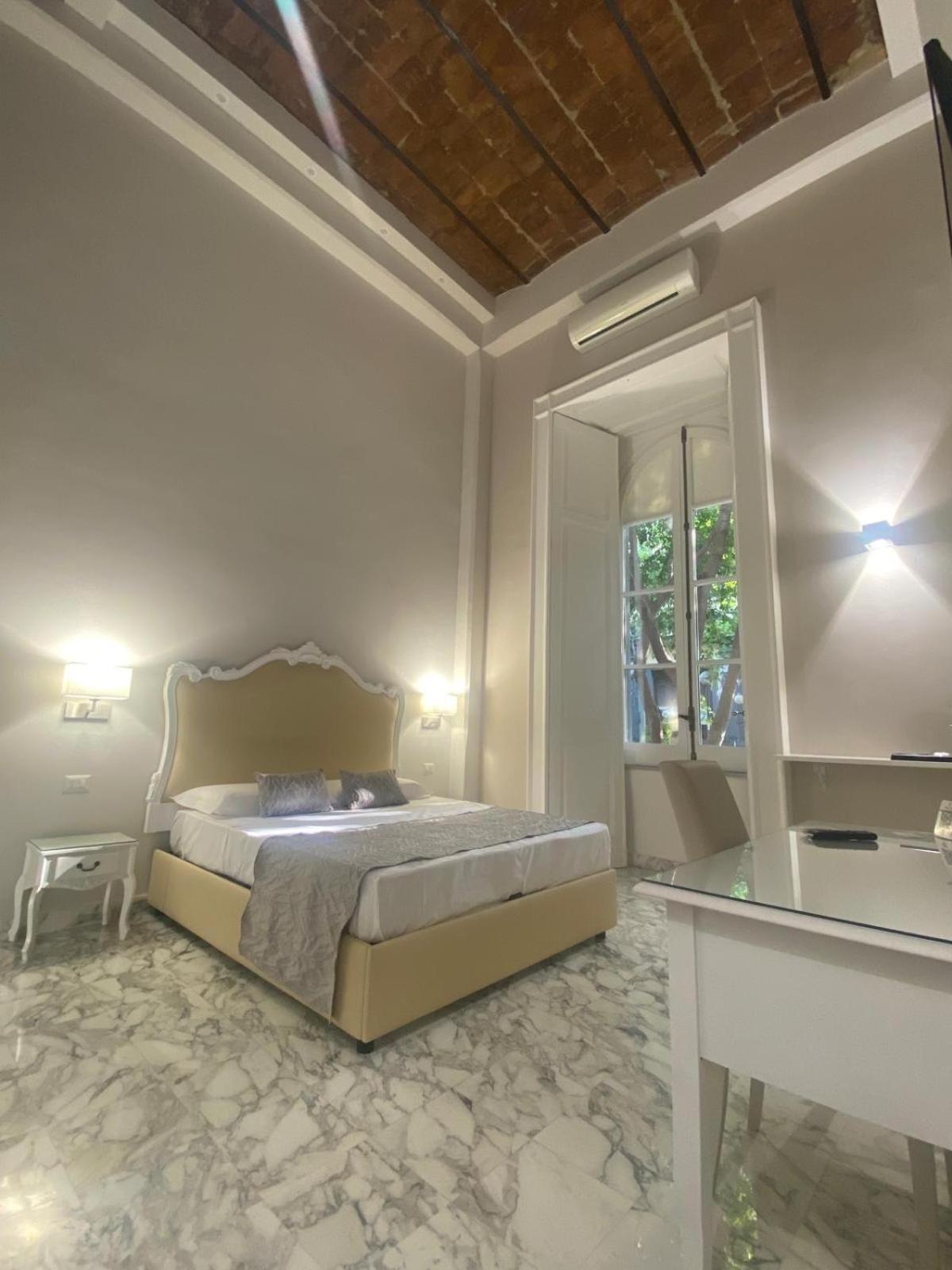 Miluar Luxury B&B - Vanvitelli Naples Exterior photo