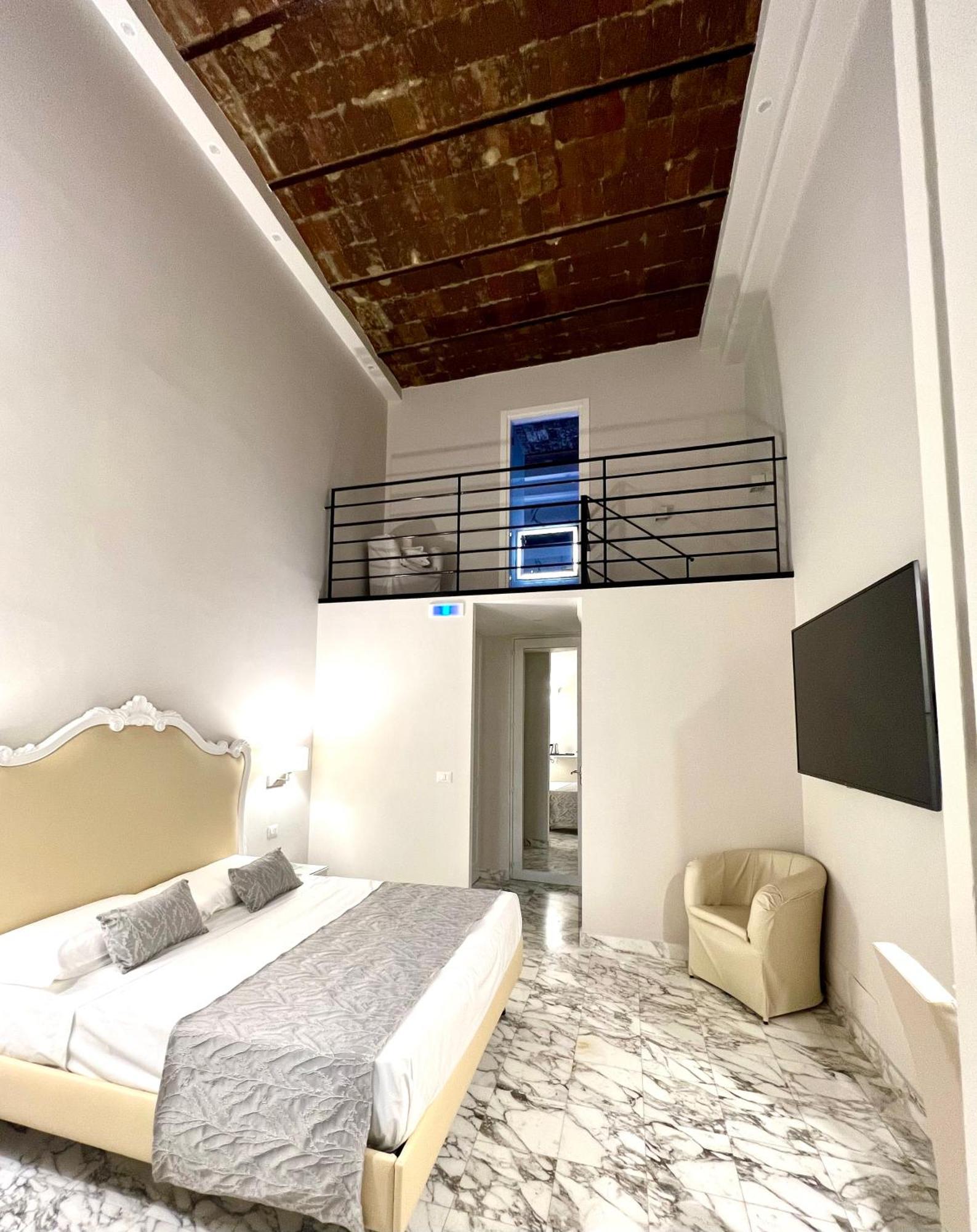 Miluar Luxury B&B - Vanvitelli Naples Exterior photo