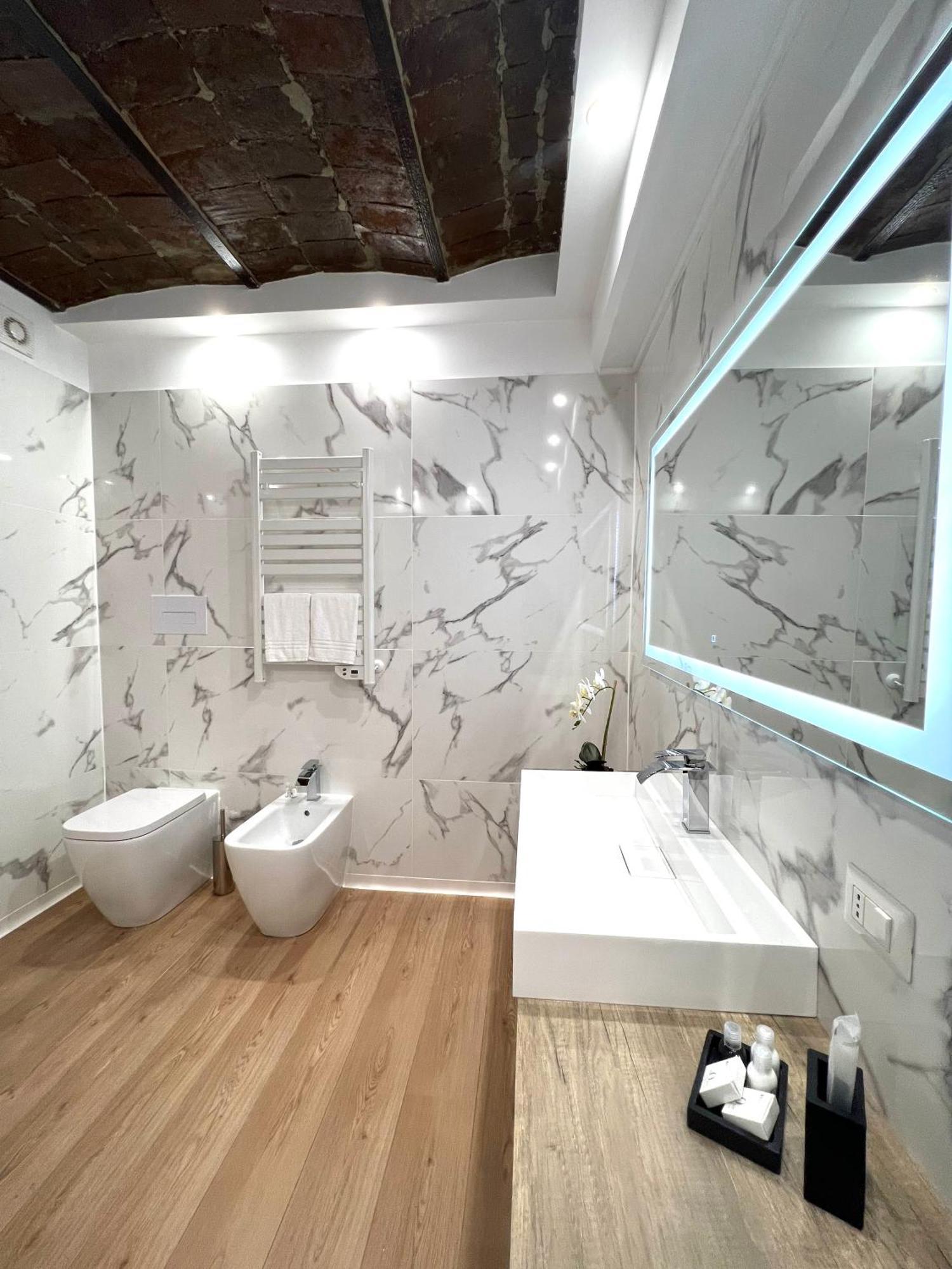 Miluar Luxury B&B - Vanvitelli Naples Exterior photo